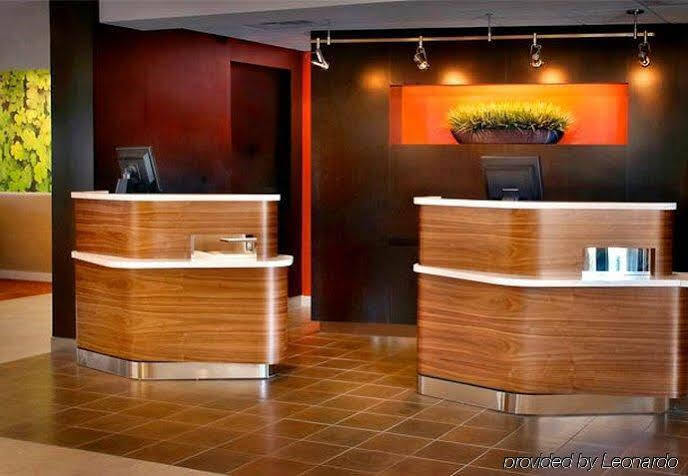 Courtyard By Marriott Poughkeepsie Hotel Buitenkant foto